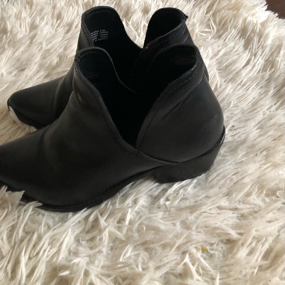Steve Madden booties